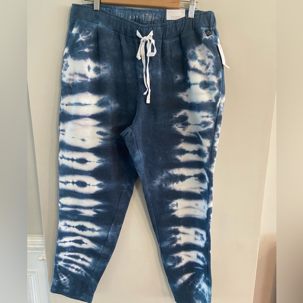 LIVI activewear pants, blue and white size 14/16